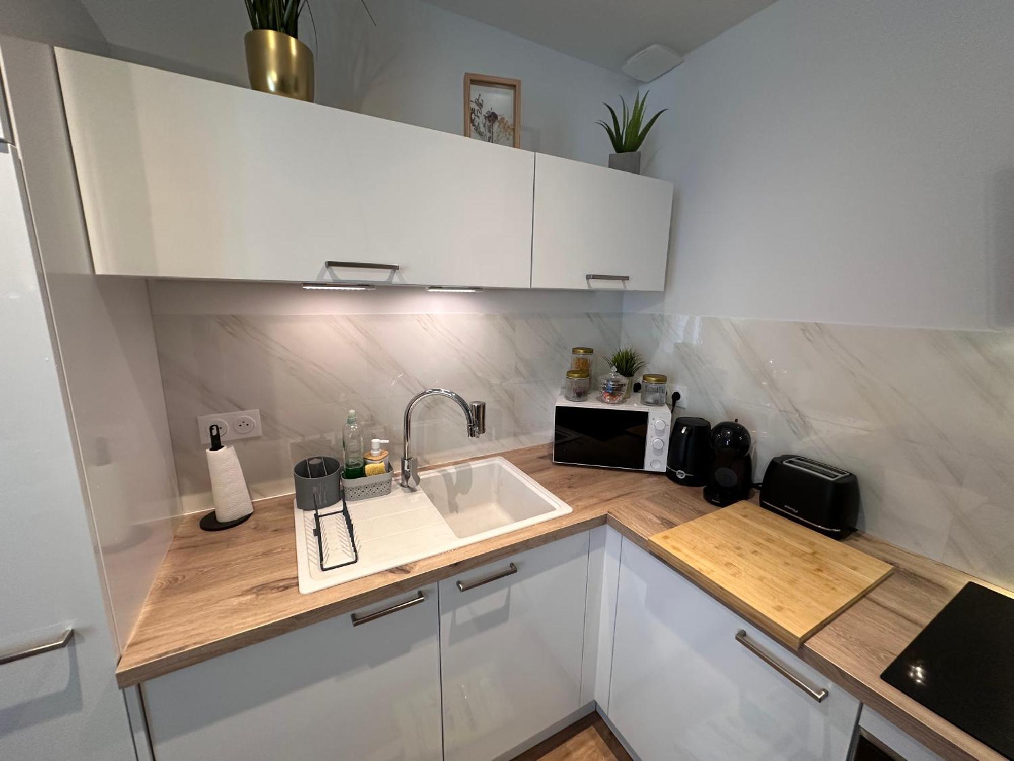 Appartement T2 De Charme Renove A Beg-meil, A 250m De La