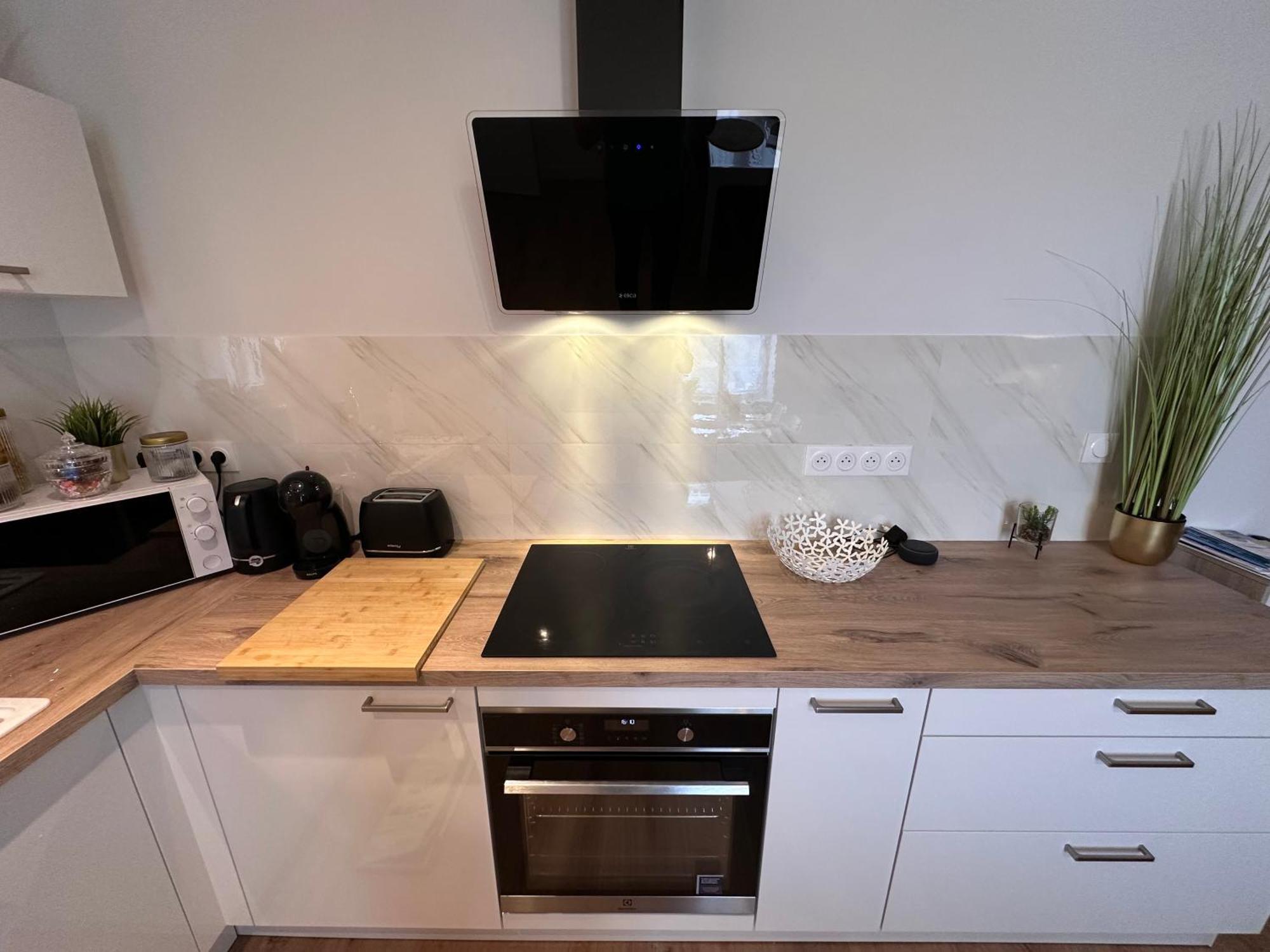 Apartment T2 De Charme Renove A Beg-meil, A 250m De La Fouesnant